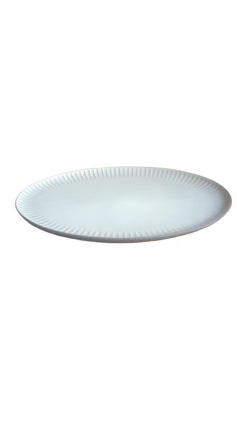 Luna- Oval Plate 30 x 20.5 x 1.8 cm